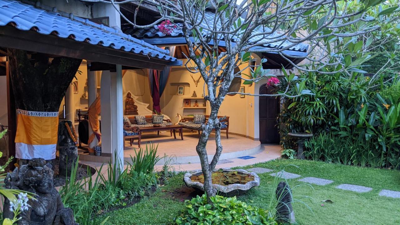 巴厘岛本别墅 塞米亚克 外观 照片